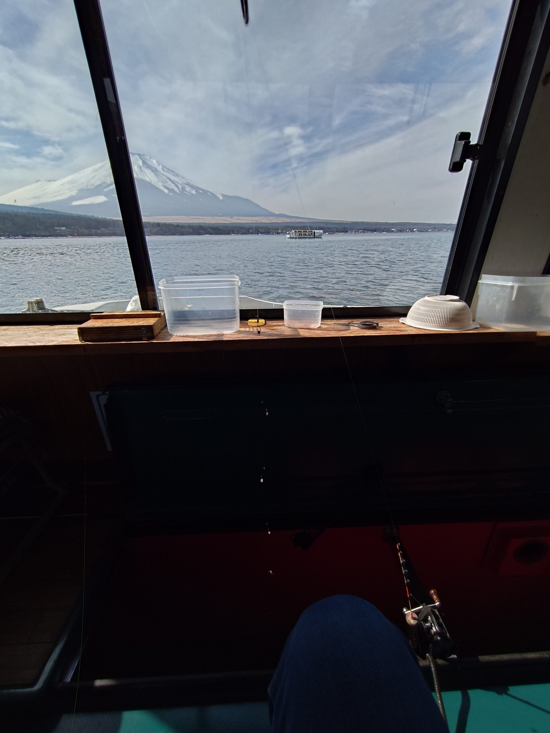 帰りのバスの中で桔梗信玄餅クレープ